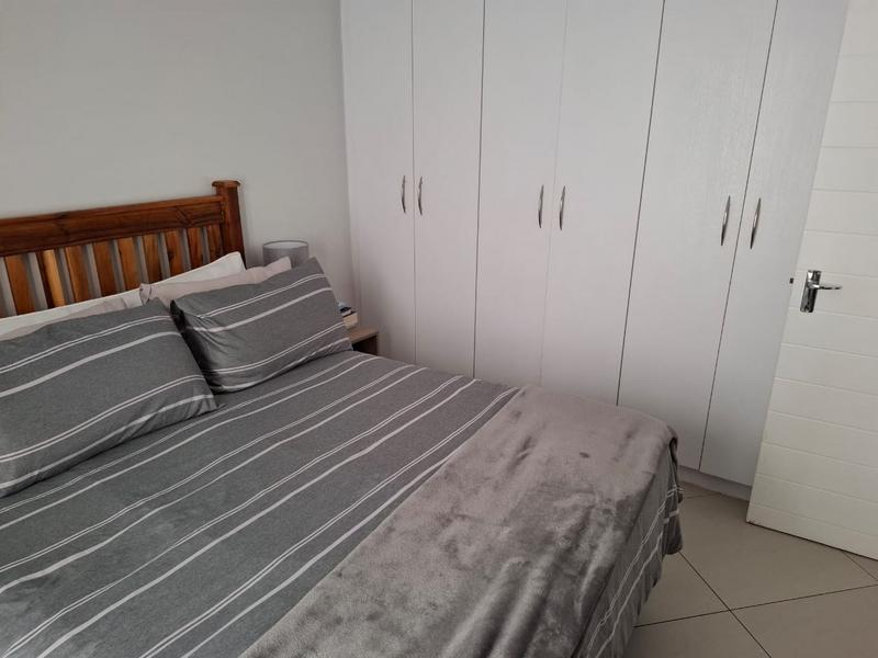 2 Bedroom Property for Sale in Buhrein Western Cape